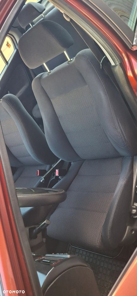 Honda Civic 1.4i - 15