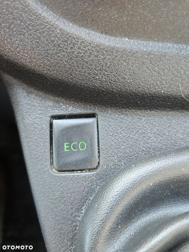 Opel Vivaro - 22