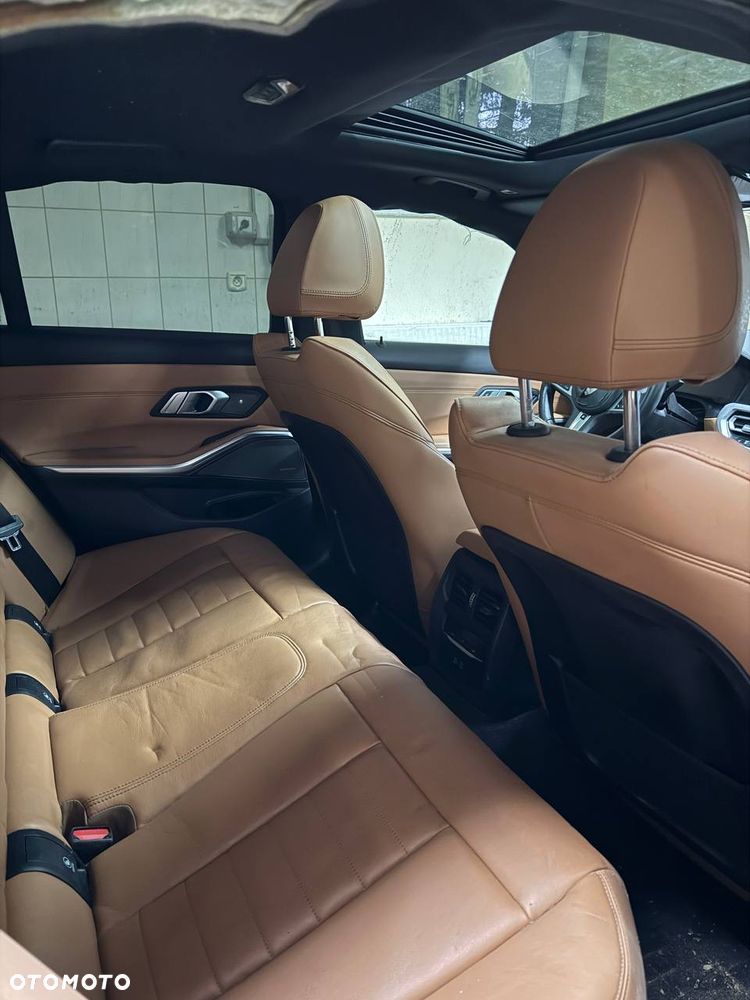 BMW Seria 3 M340i xDrive - 8