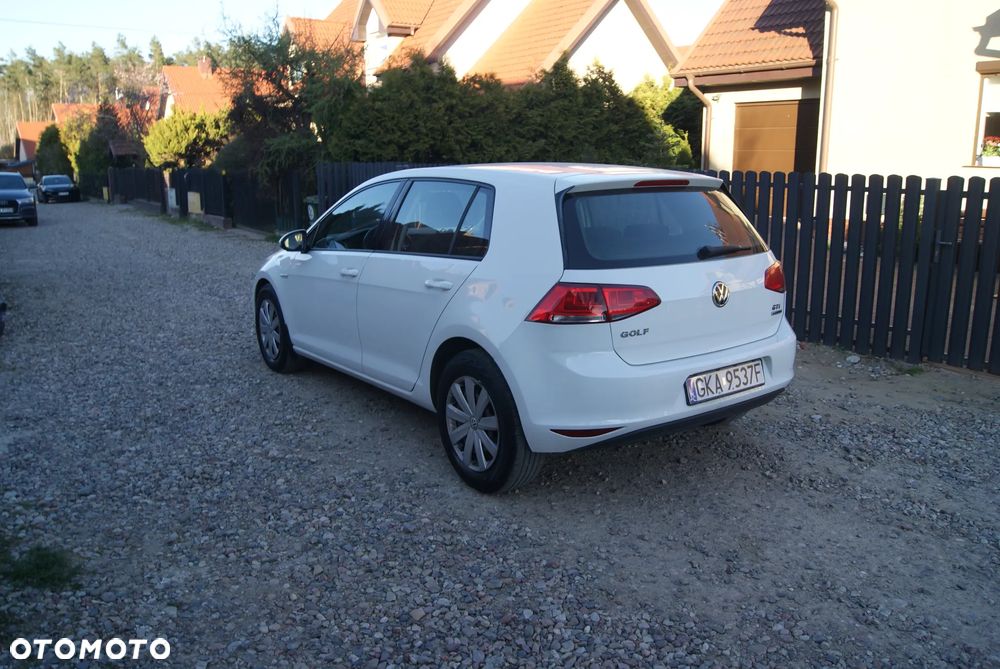 Volkswagen Golf 1.4 TSI BMT Comfortline - 9