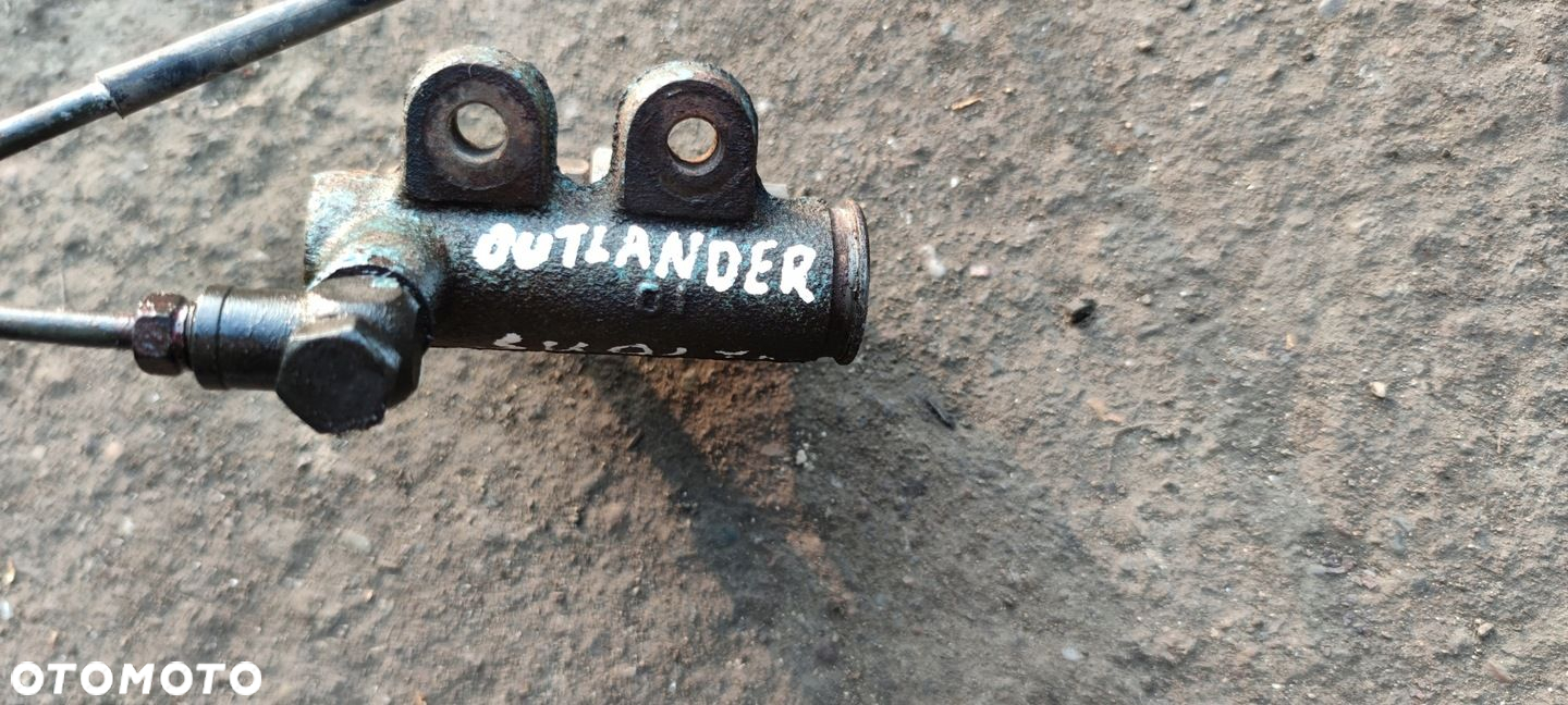 PRZEWÓD  POMPKA SPRZĘGŁA OUTLANDER I 2.0 16V 03-06 - 2