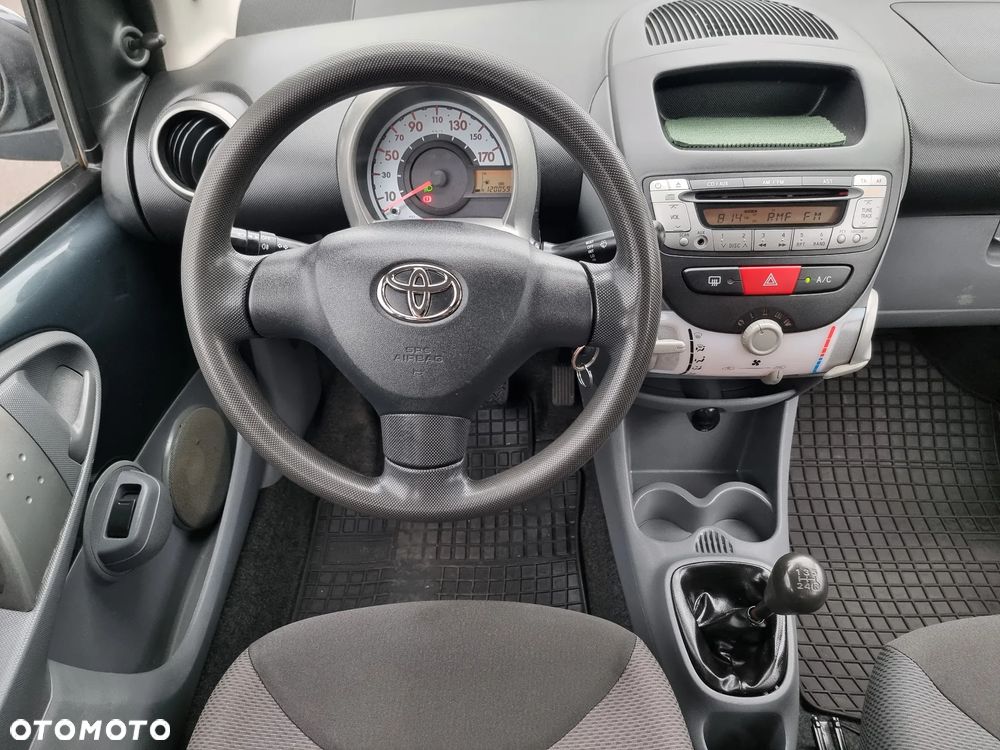 Toyota Aygo 1.4 d Luna A/C - 12