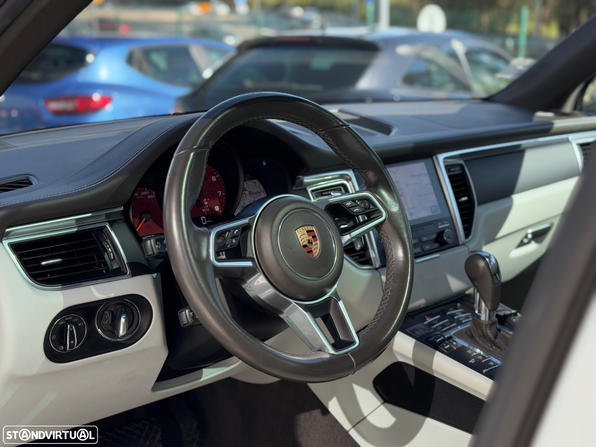 Porsche Macan Standard - 6