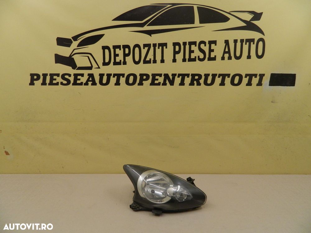 Far dreapta Toyota Aygo Halogen, 2005, 2006, 2007, 2008, 2009, 2010, 2011, 2012, cod origine  81110-OH070. - 1