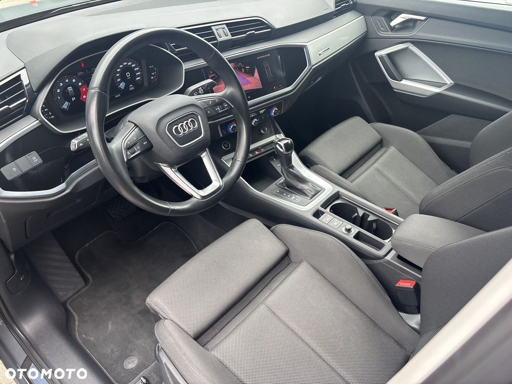 Audi Q3 - 17
