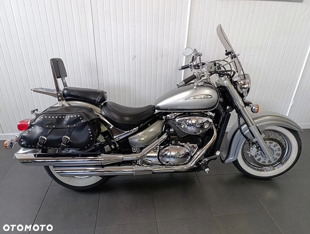 Suzuki VL 800 Volusia - 2