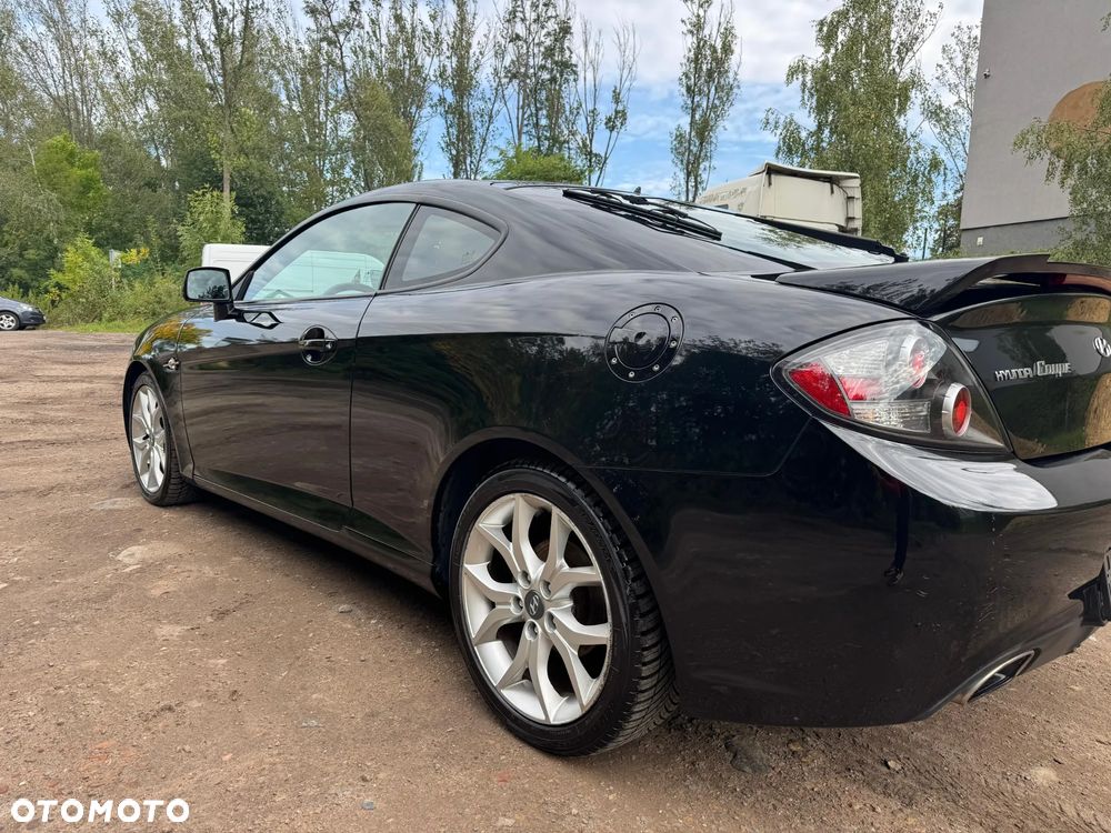 Hyundai Coupe - 3