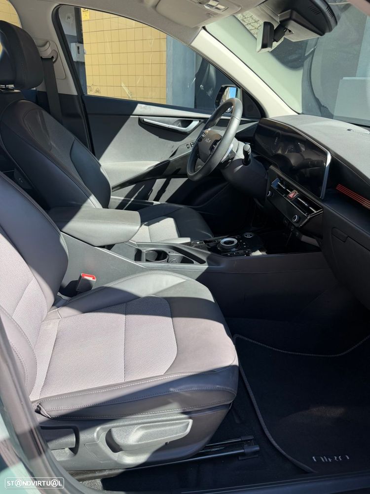 Kia Niro EV 64kWh Drive - 18