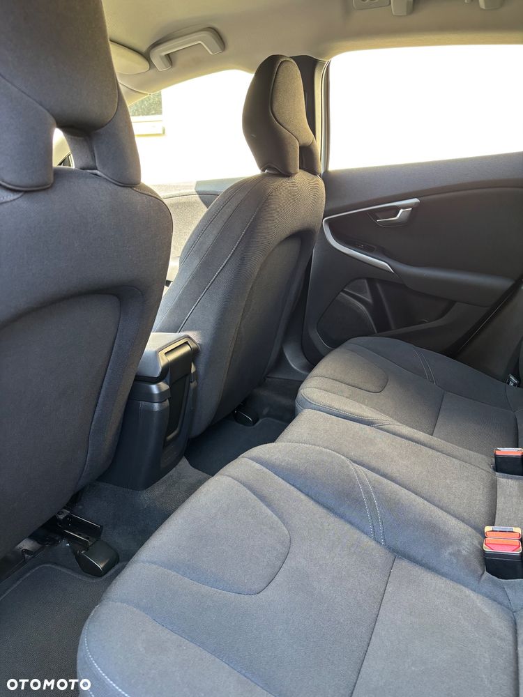 Volvo V40 - 7