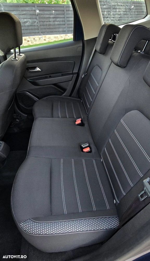 Dacia Duster SCe 115 2WD Prestige - 28