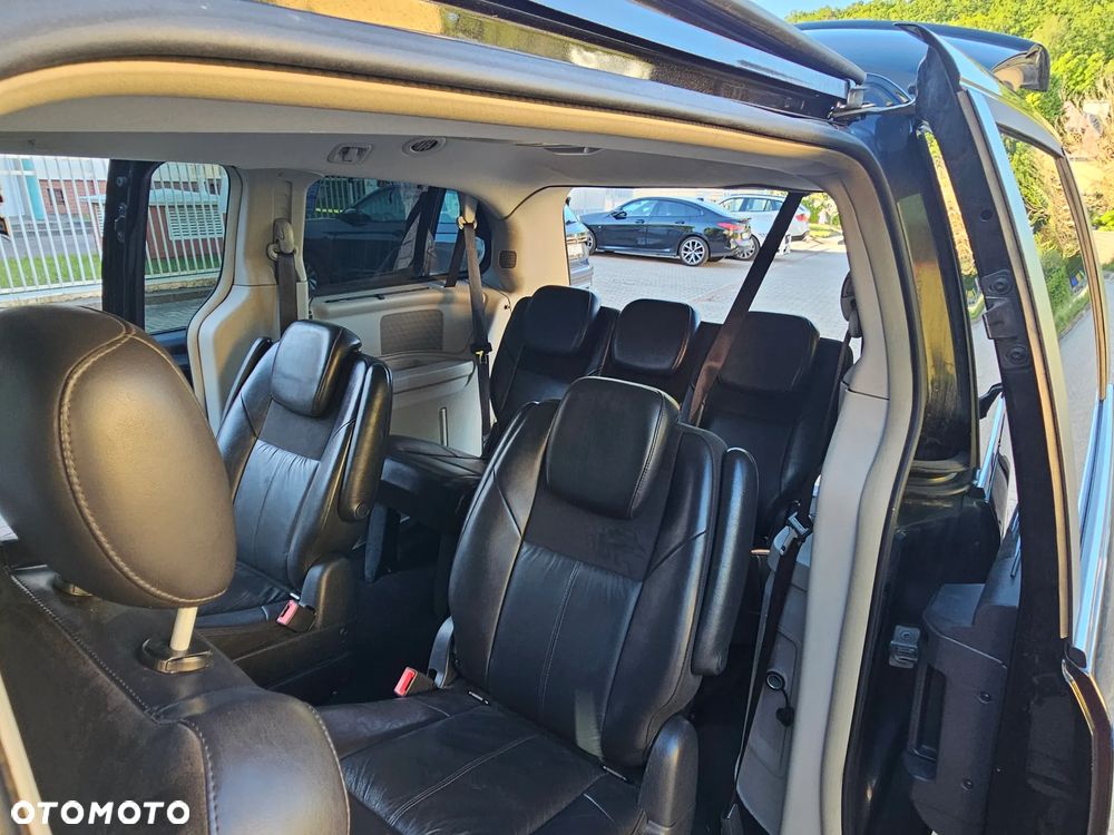 Chrysler Grand Voyager - 4