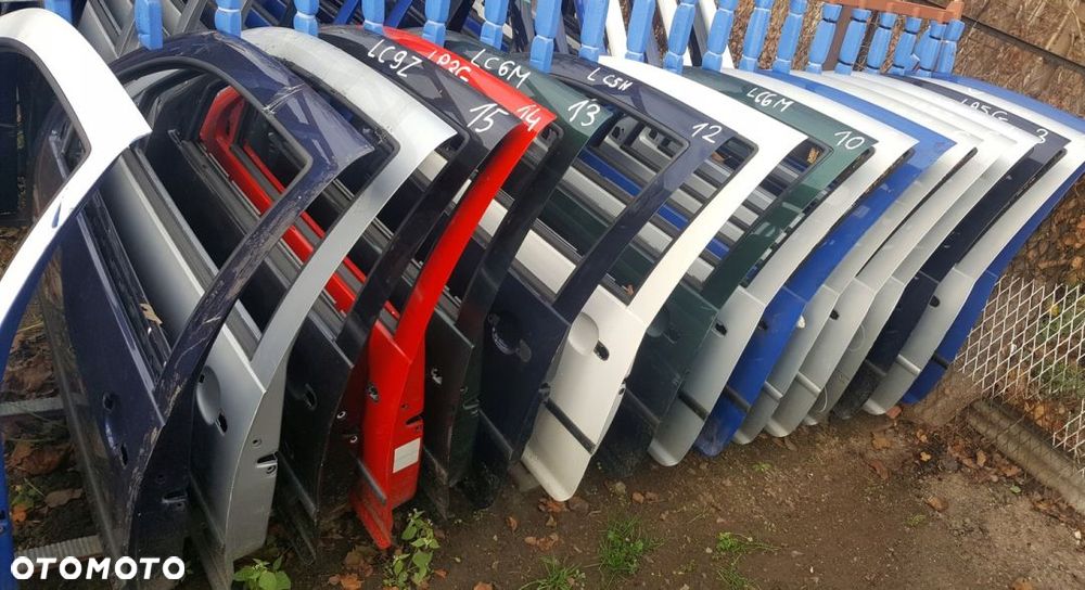 DRZWI LEWY PRZÓD VW GOLF IV 3D - 1