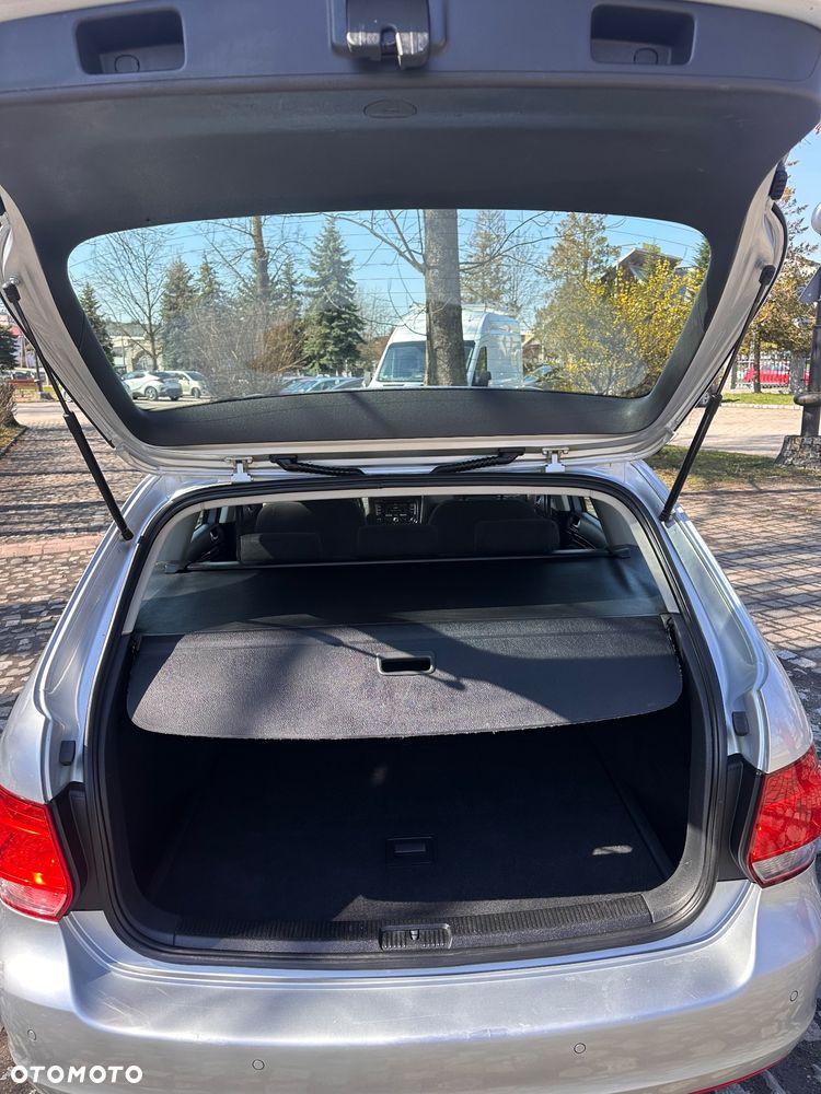 Volkswagen Golf 1.6 TDI DPF Style - 19