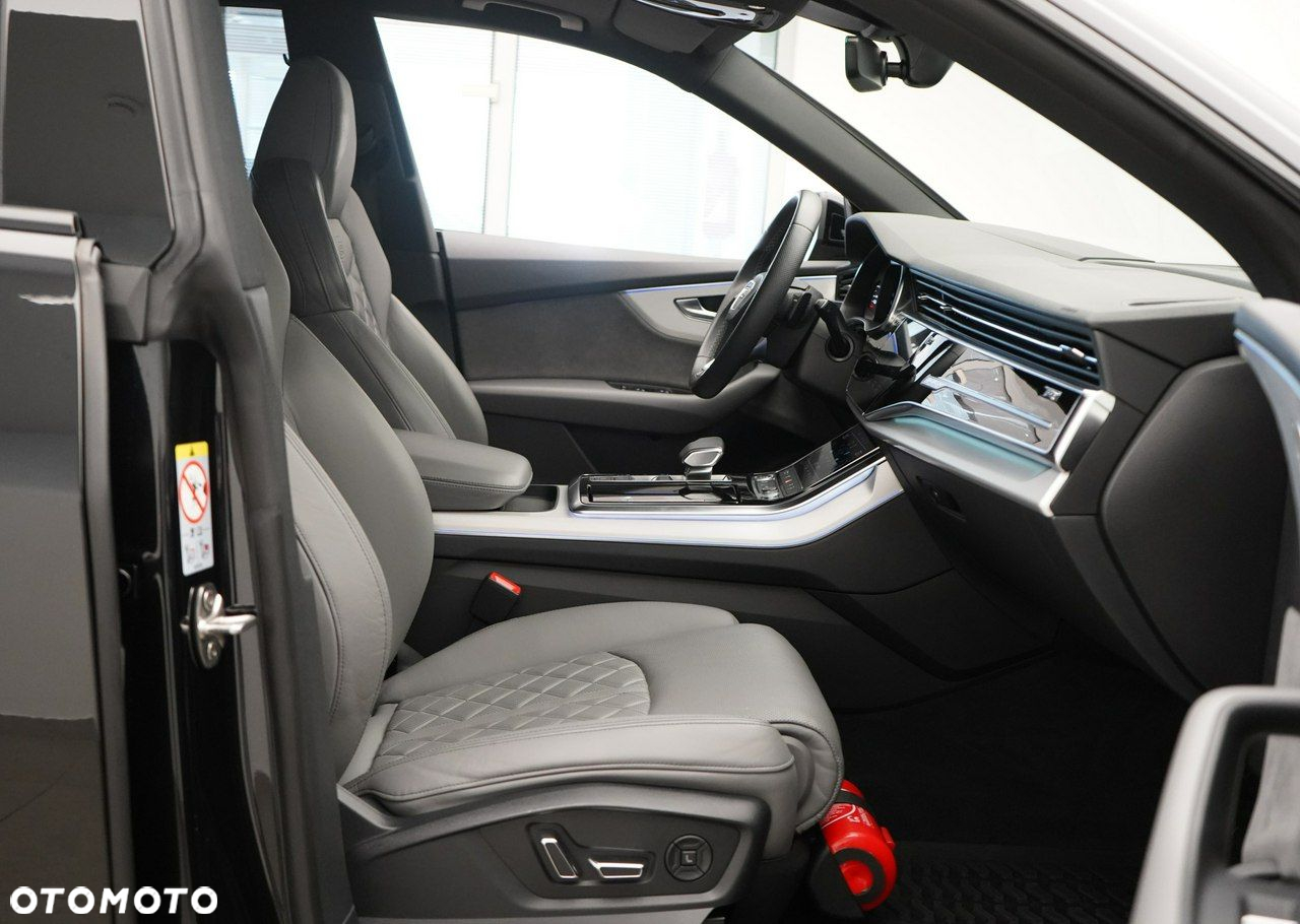 Audi Q8 - 26