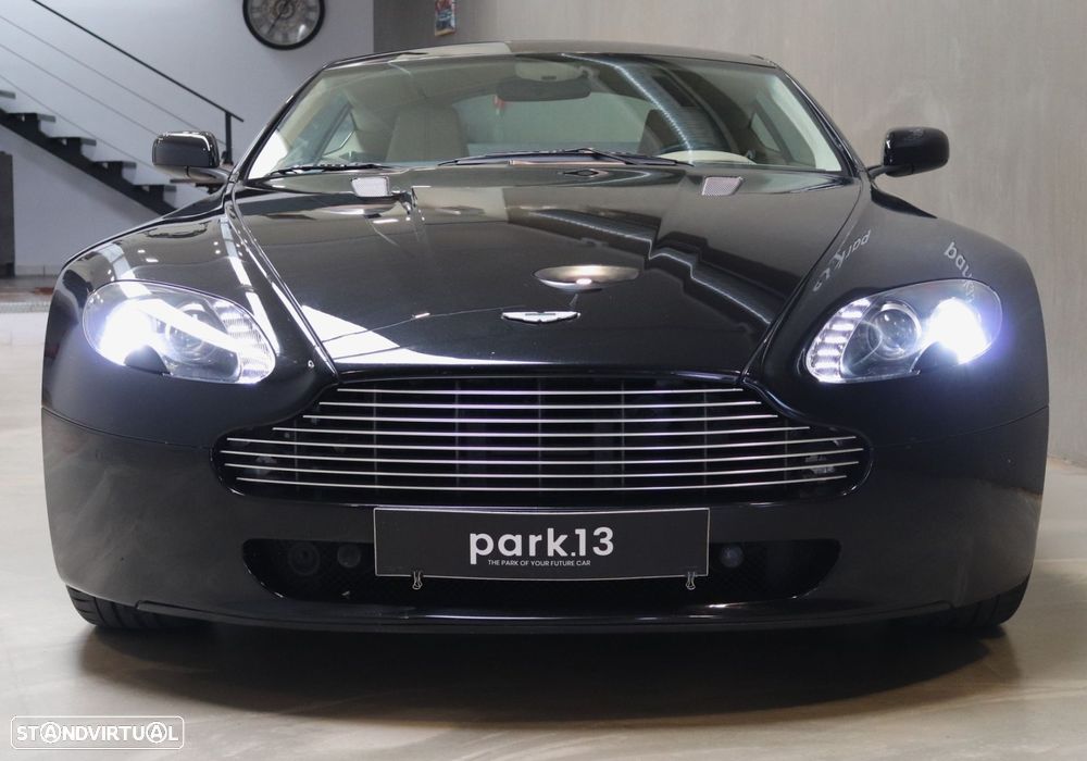 Aston Martin Vantage Coupe V8 Sportshift - 6