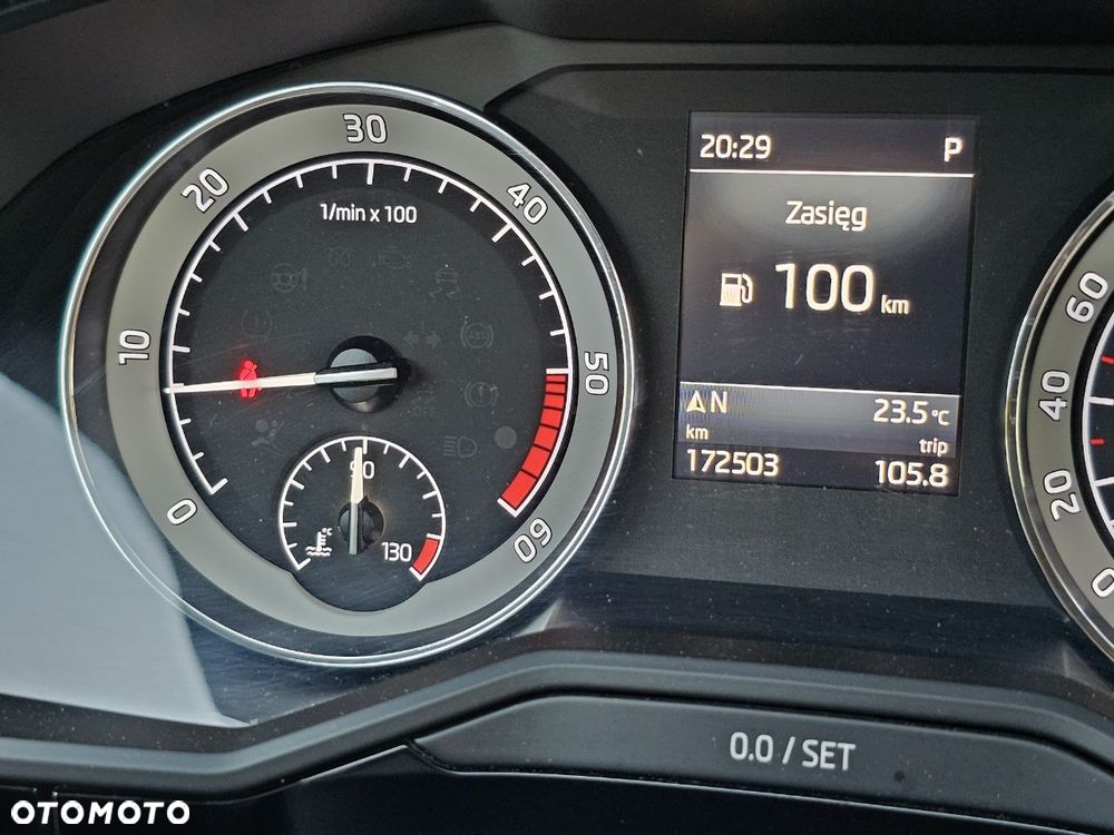 Skoda Superb 2.0 TDI 4x4 L&K DSG - 26