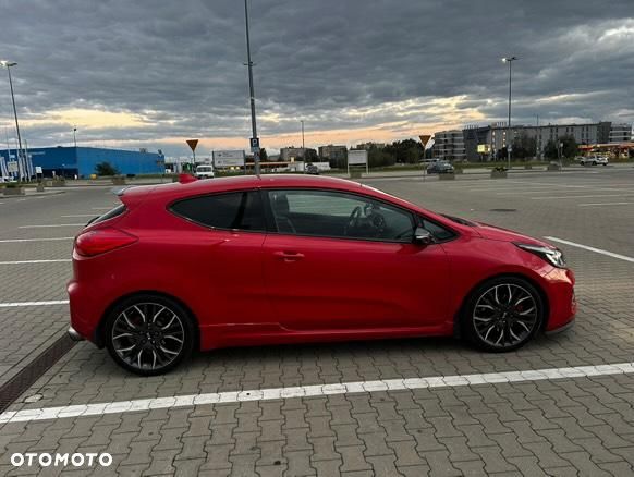 Kia Ceed 1.6 T-GDI GT XL - 4