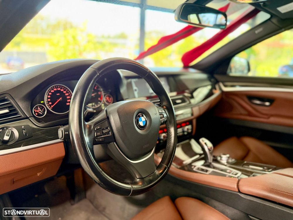 BMW 520 d Line Luxury Auto - 18