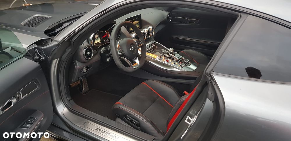 Mercedes-Benz AMG GT S - 19