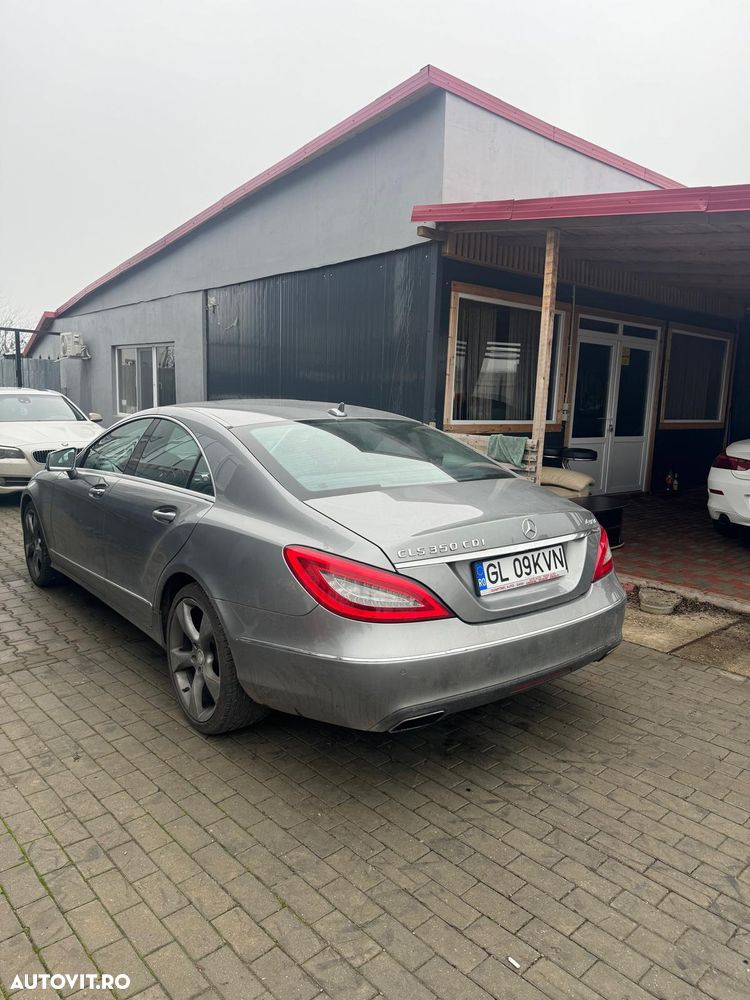 Mercedes-Benz CLS - 4