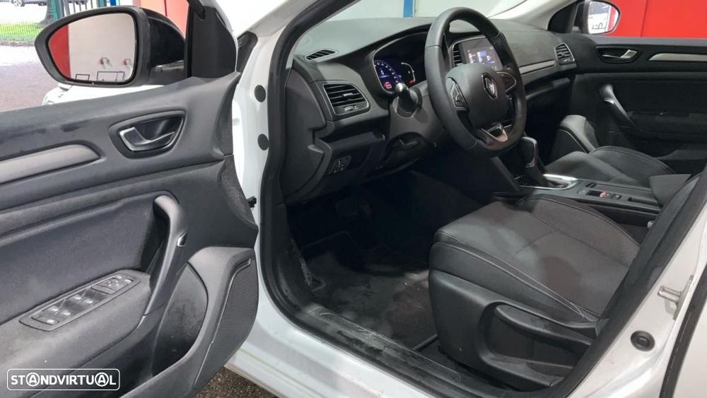 Renault Mégane Sport Tourer 1.5 Blue dCi Equilibre EDC - 5