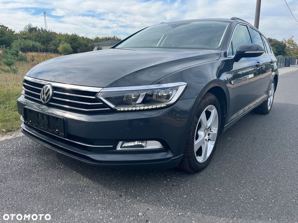 Volkswagen Passat 2.0 TDI SCR DSG Comfortline - 2