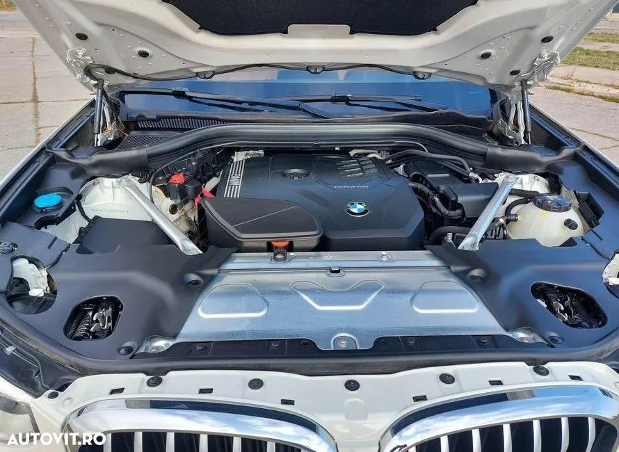BMW X3 xDrive20i AT xLine - 12