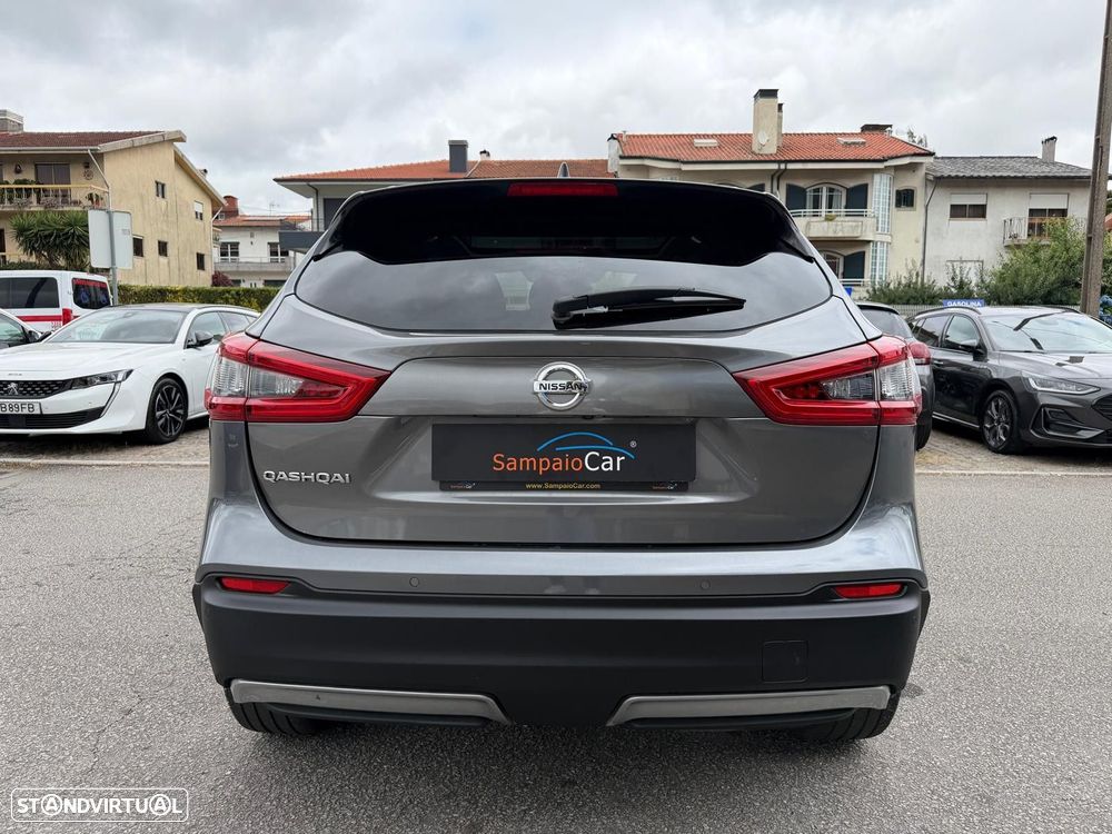 Nissan Qashqai 1.5 dCi N-Connecta J18 - 13