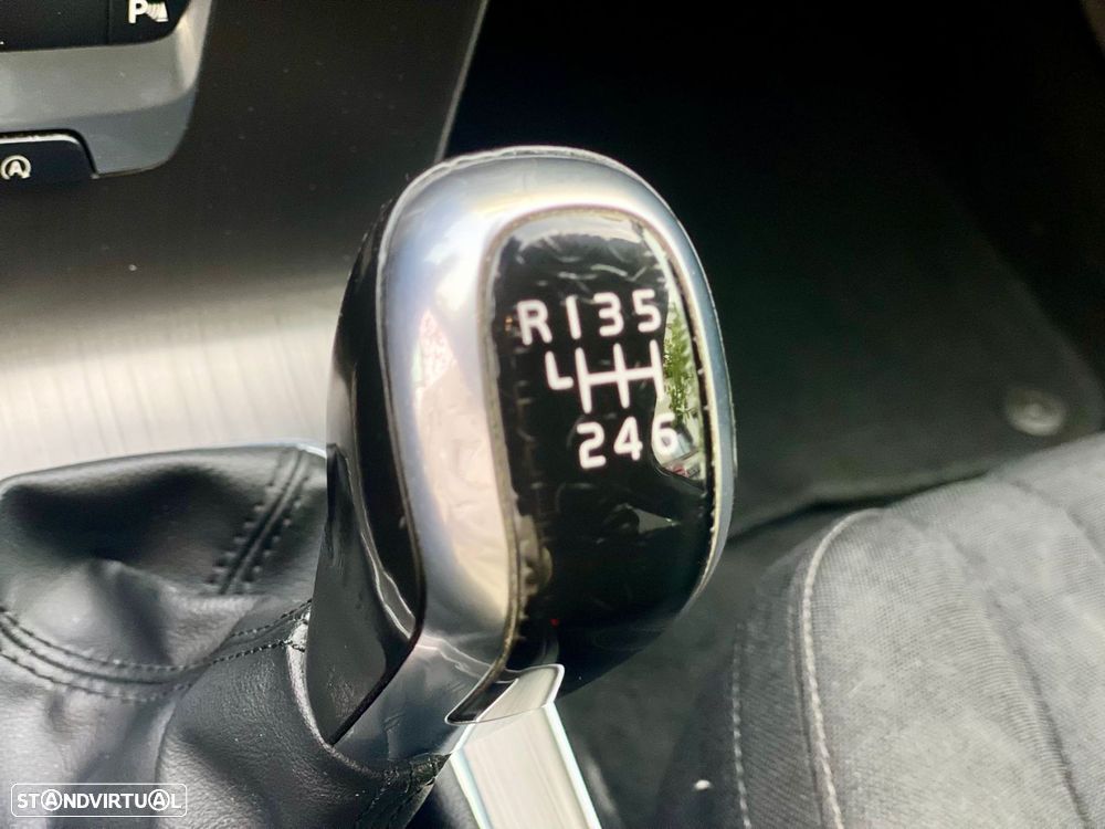 Volvo V40 1.6 D2 Eco Kinetic - 18