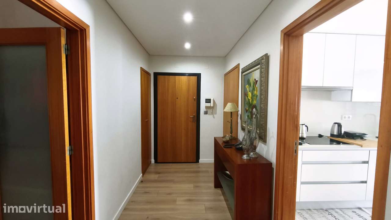 Apartamento T3 "Como Novo" C/ 138 m2 área total em Maximinos - Braga - Grande imagem: 5/28
