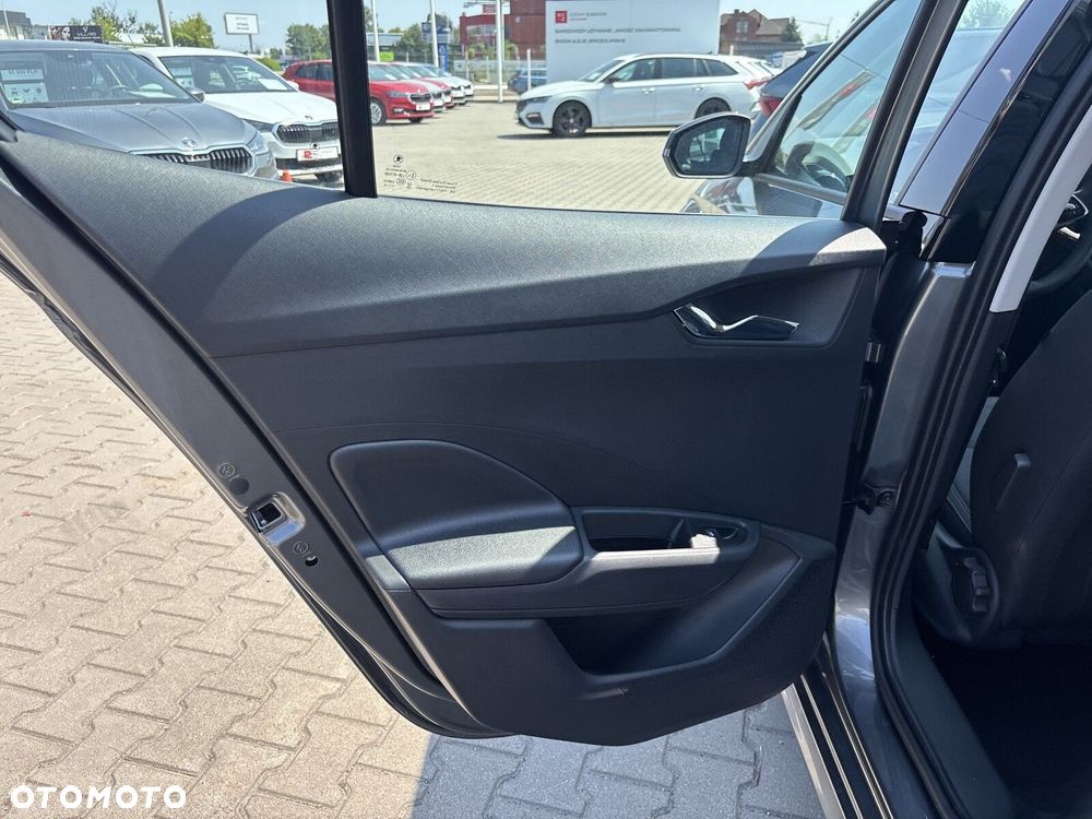 Skoda Fabia 1.0 TSI Drive DSG - 15