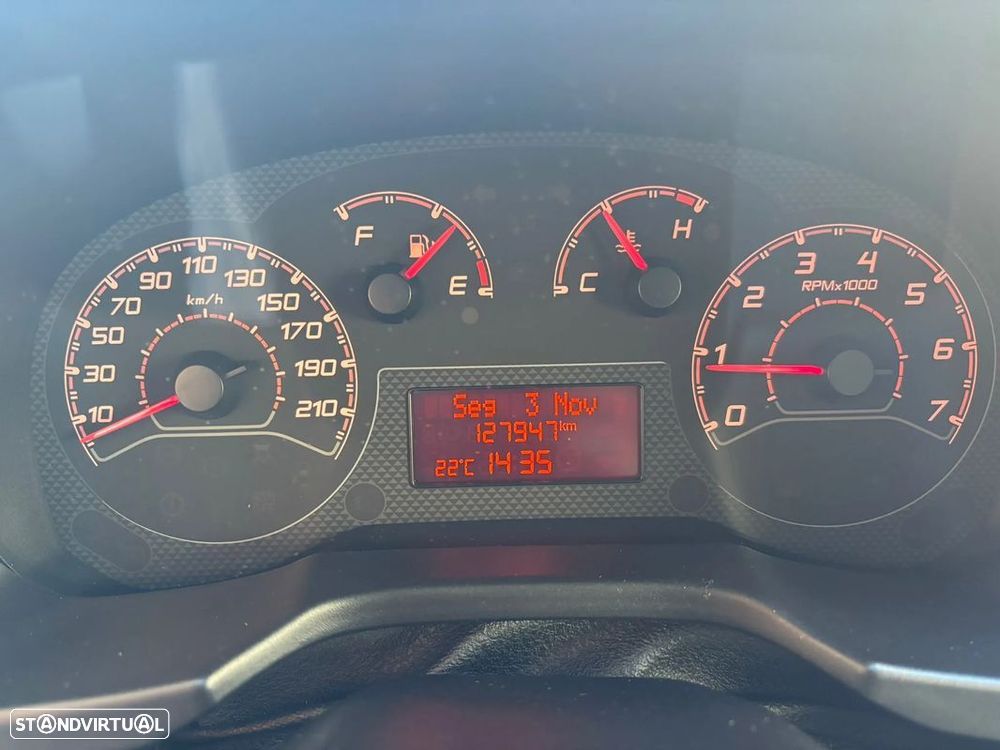 Fiat Fiorino 1.3 M-jet Adventure  A/C IVA DEDUTIVEL - 26