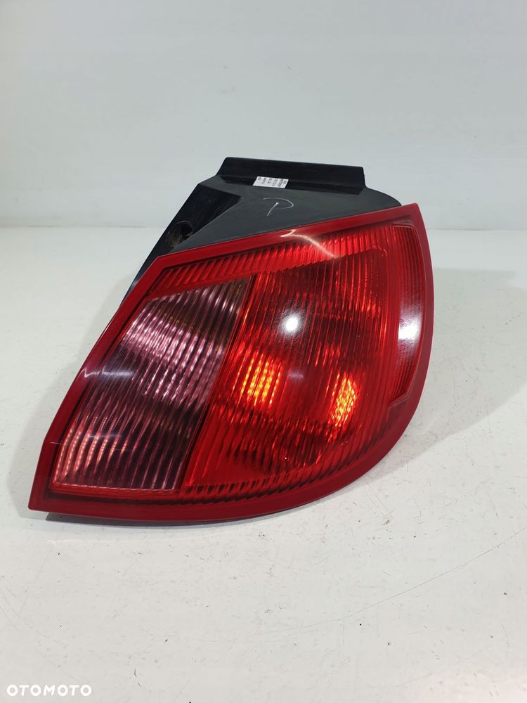 lampa prawa prawy tył mr957366 mitsubishi colt cz3 vi 1.3b 05r 3d - 2