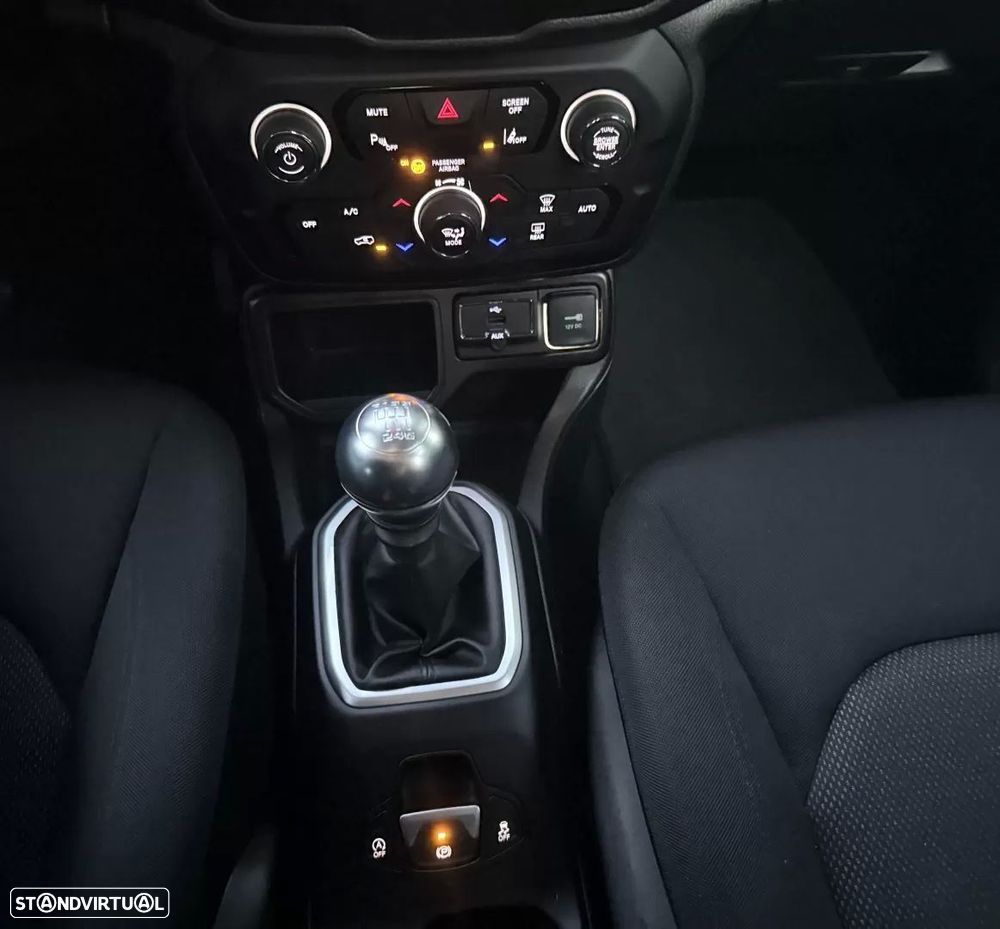 Jeep Renegade 1.0 T Limited - 10