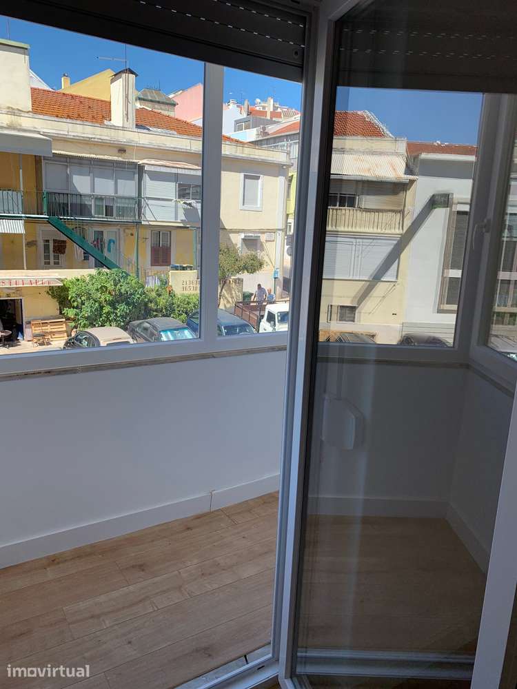 Luminoso apartamento T0 com 37 m2 para arrendar - Grande imagem: 4/9