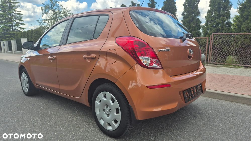 Hyundai i20 1.25 Classic + - 5
