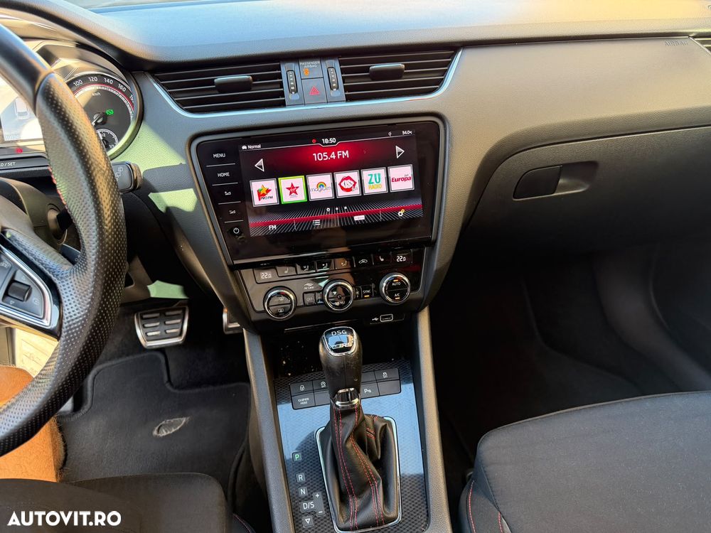 Skoda Octavia 2.0 TDI DSG RS - 4