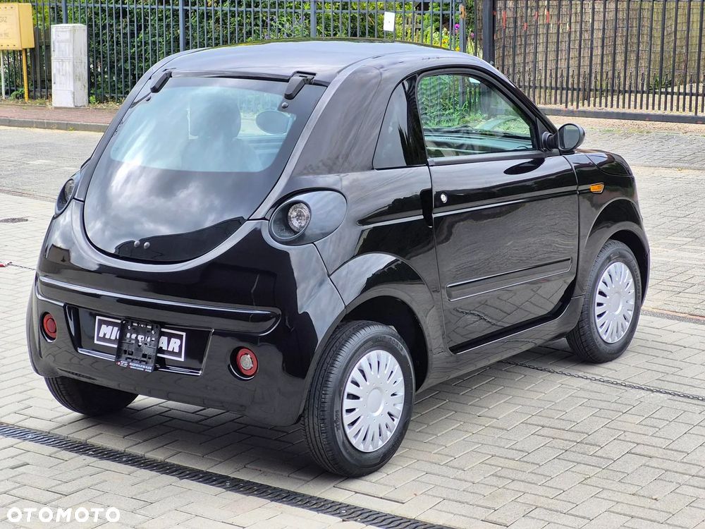 Microcar DUE - 16