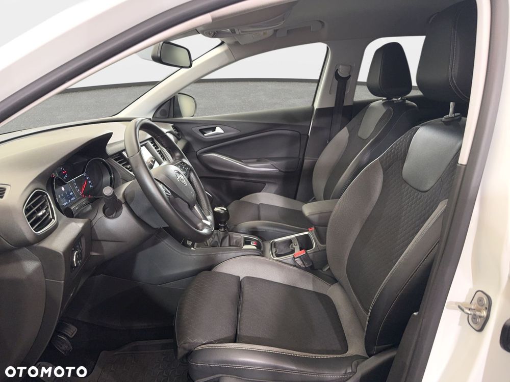 Opel Grandland X - 13