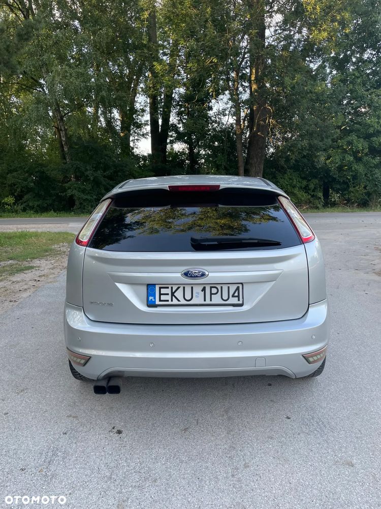 Ford Focus 1.8 Titanium - 6