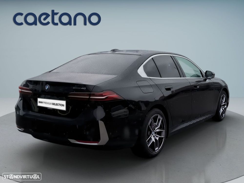 BMW i5 eDrive40 - 8
