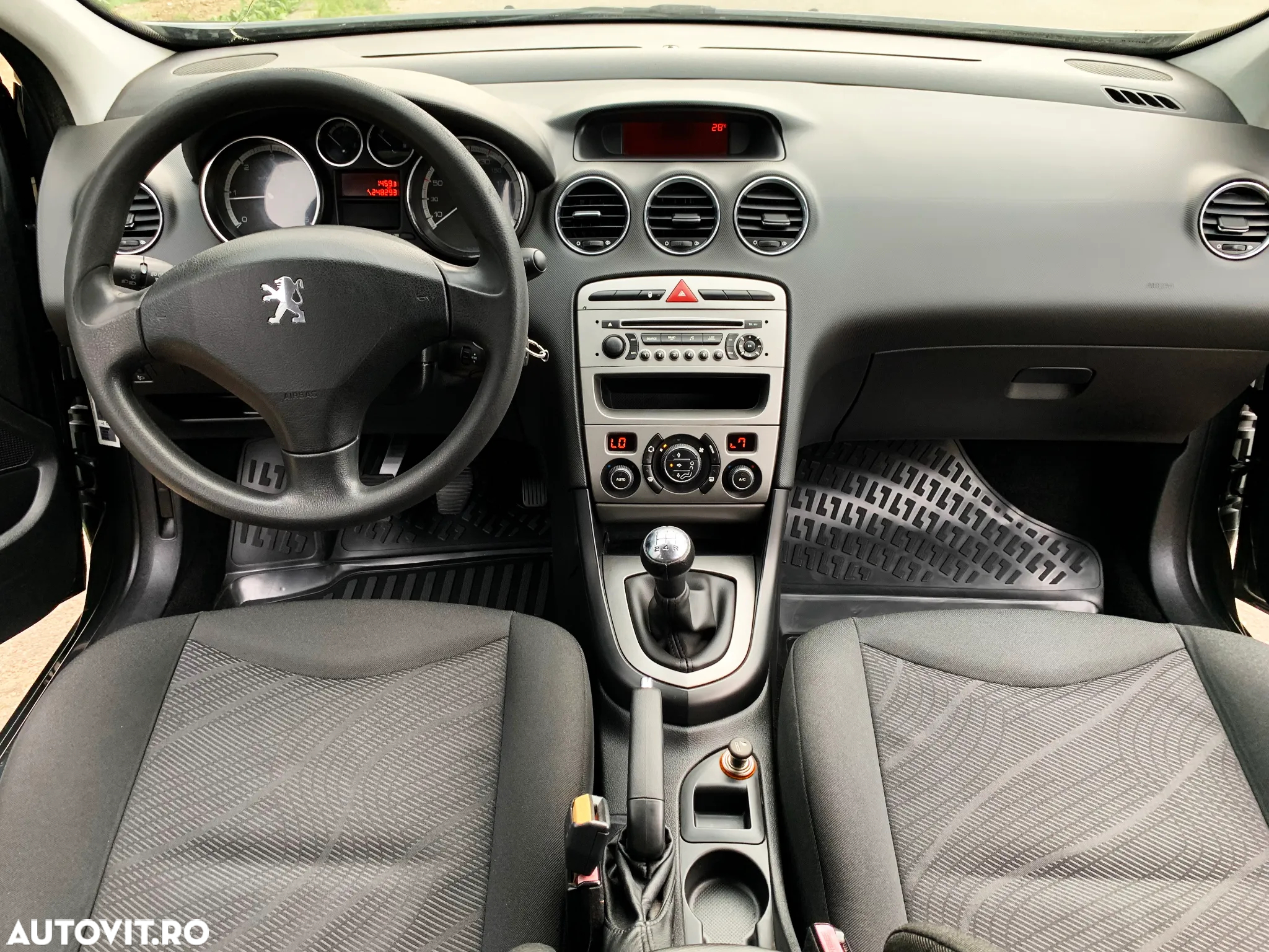 Peugeot 308 1.6HDi Confort Pack - 7