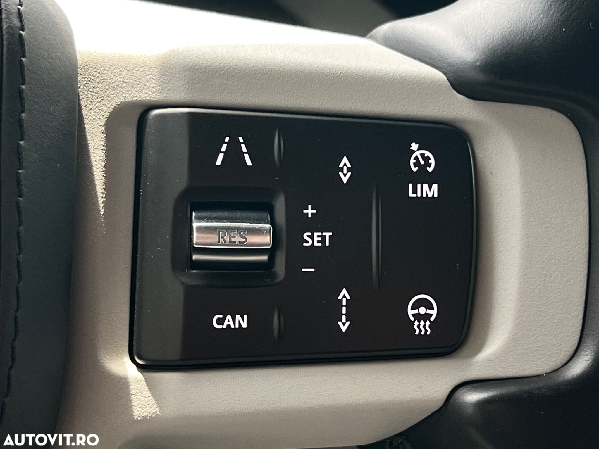 Land Rover Defender 110 3.0P 400 MHEV - 39