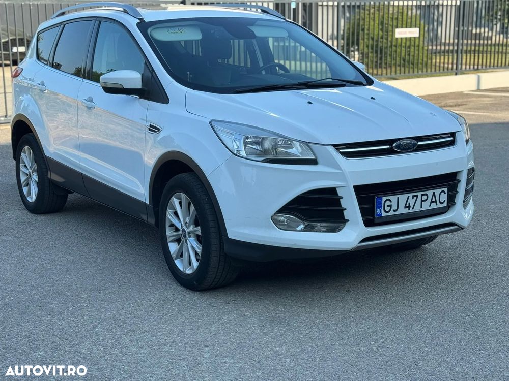 Ford Kuga 2.0 TDCi 4x4 Aut. Titanium - 2