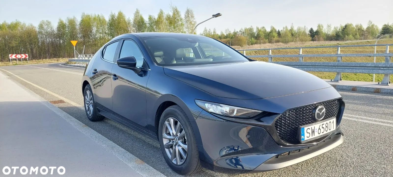Mazda 3 e-SKYACTIV-G 122 M HYBRID EXCLUSIVE-LINE - 1