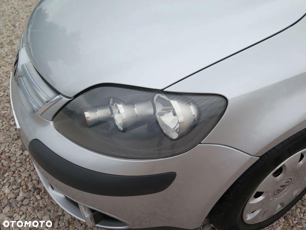 Volkswagen Golf Plus - 13