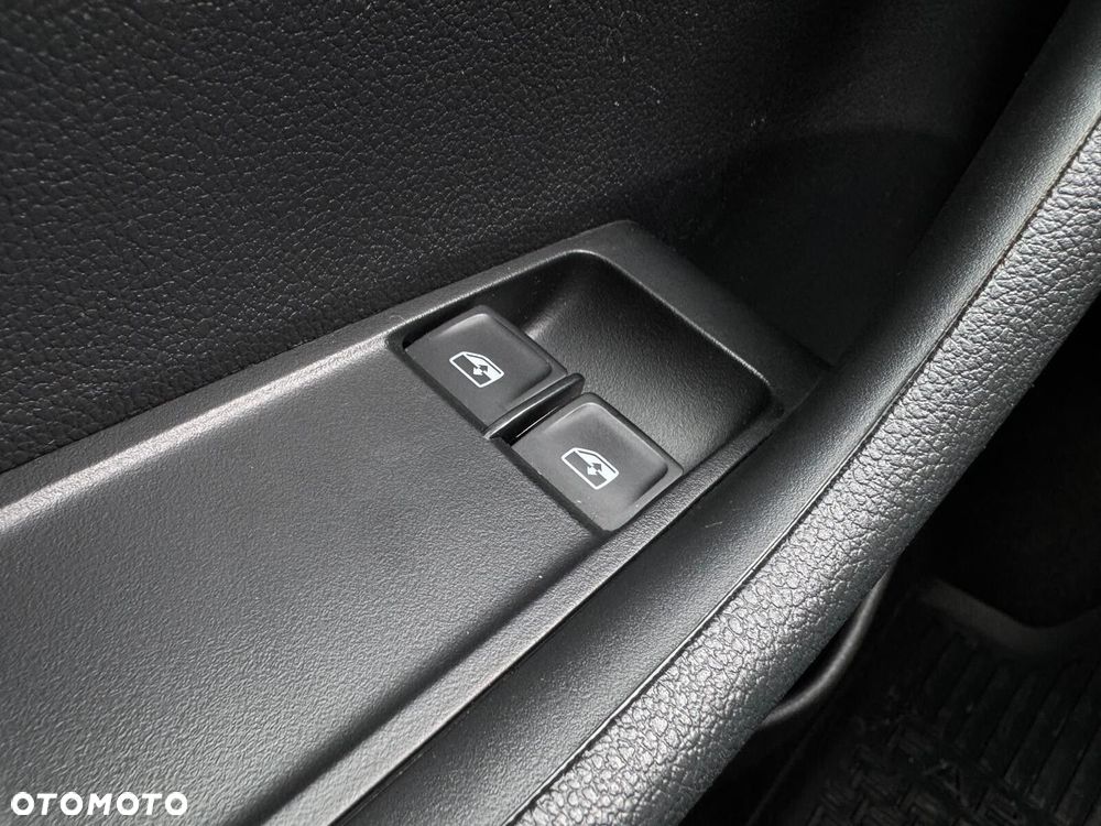 Skoda Fabia 1.0 TSI Ambition - 26