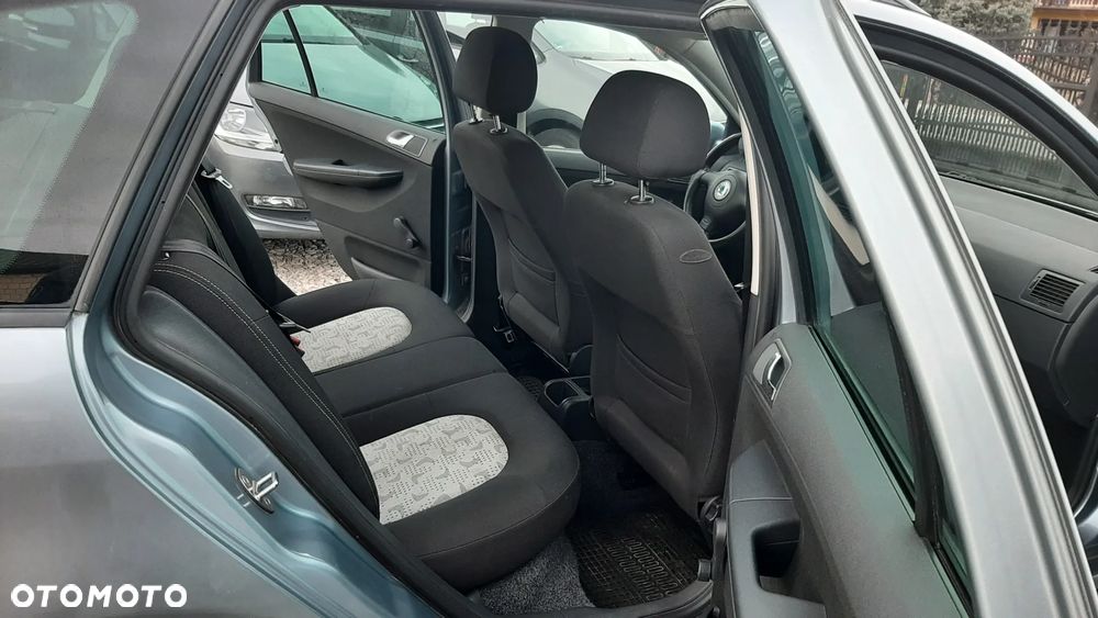 Skoda Fabia 1.4 16V Cool Edition - 16