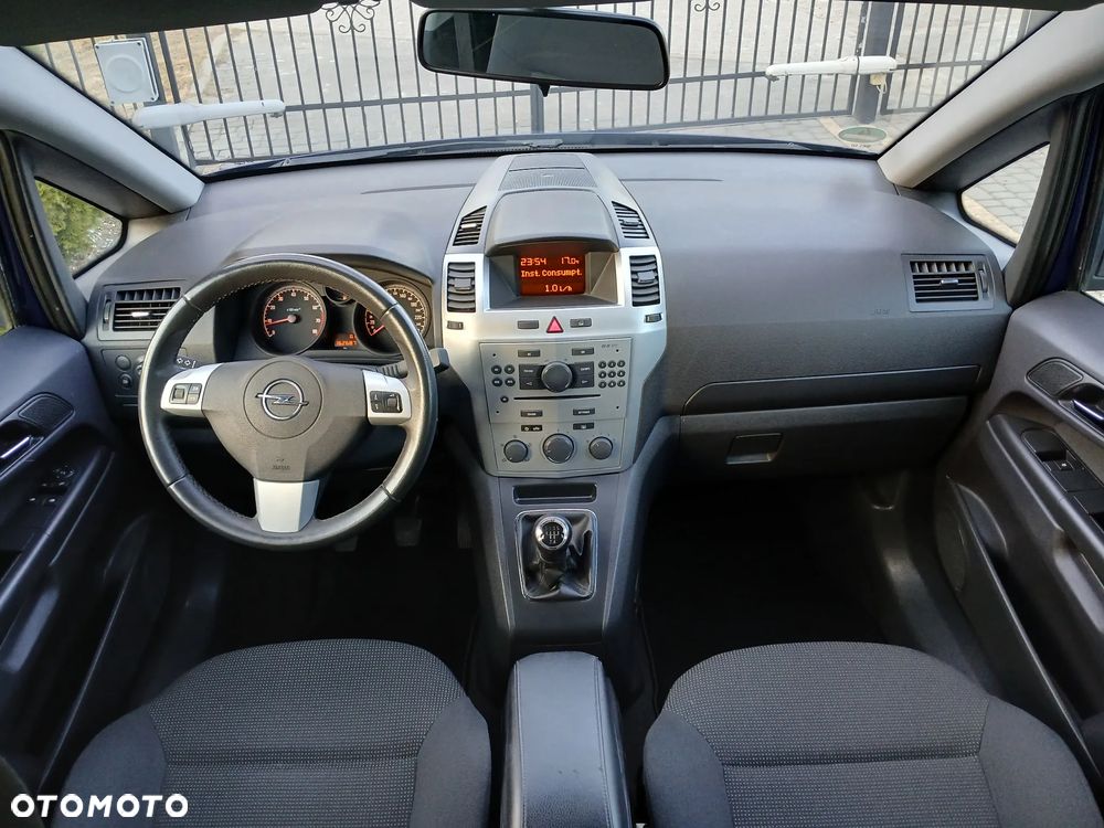 Opel Zafira - 14