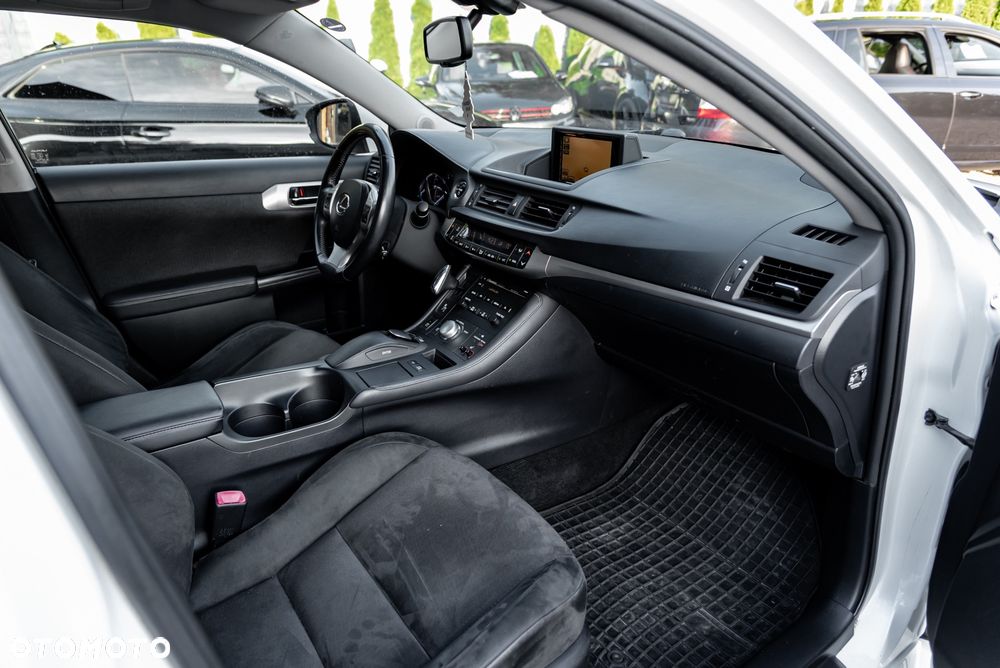 Lexus CT 200h Elegance - 26
